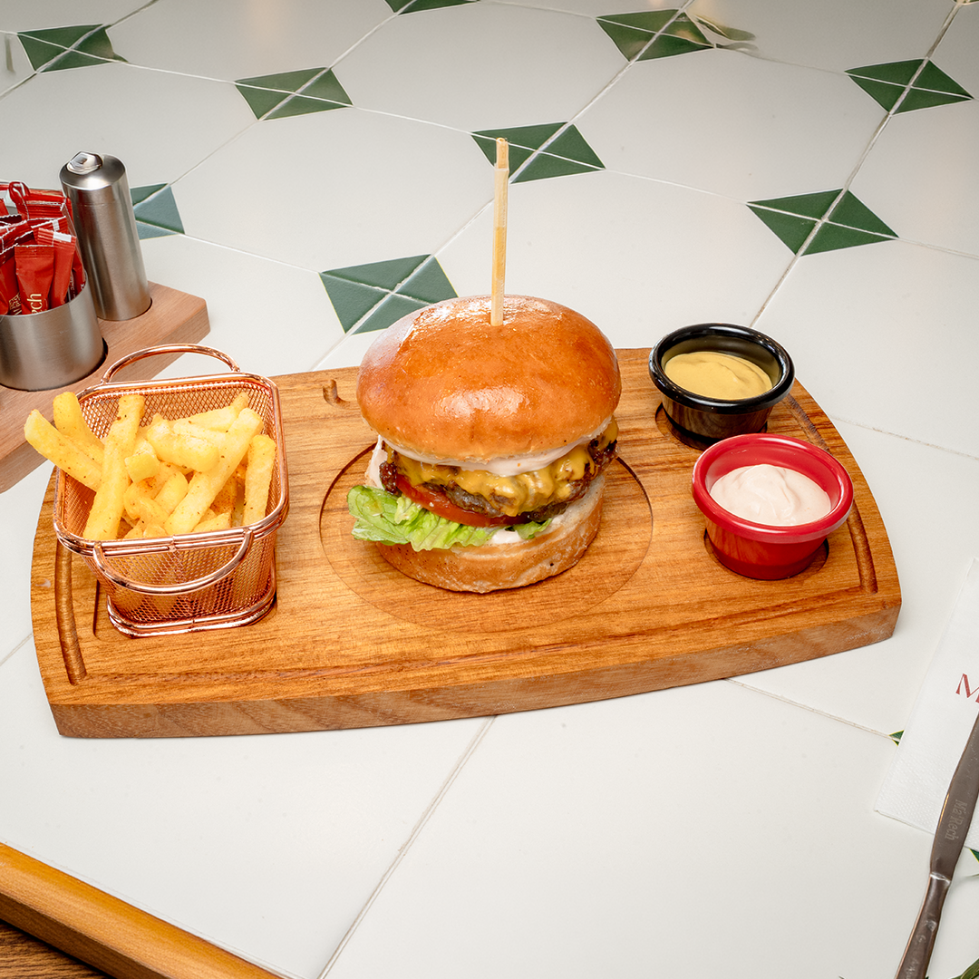 CHEESE BURGER